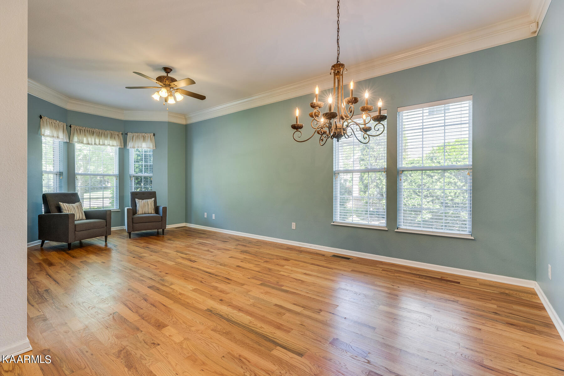 1131 Garrison Ridge Boulevard Knoxville, TN 37922 - Photo 8 of 35 008