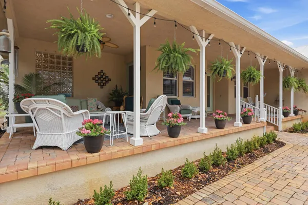 $1,200,000 | 2412 Southeast St Lucie Boulevard, Stuart, FL 34996