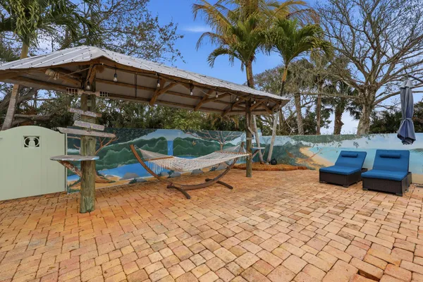 $1,200,000 | 2412 Southeast St Lucie Boulevard, Stuart, FL 34996
