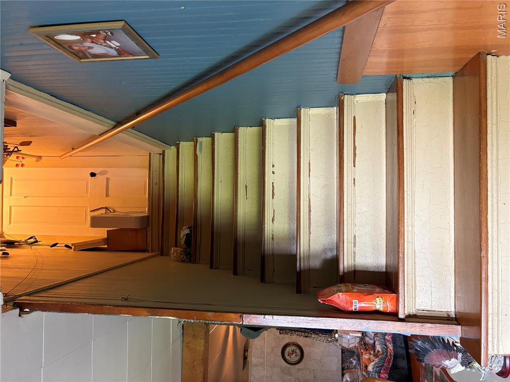 3749 Lahmeyer Road Bland, MO 65014 - Photo 8 of 38