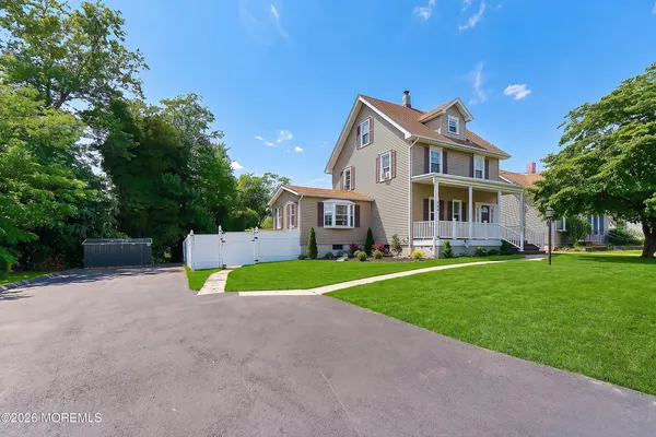 $545,900 | 134 Lakeside Boulevard, Hamilton, NJ 08610