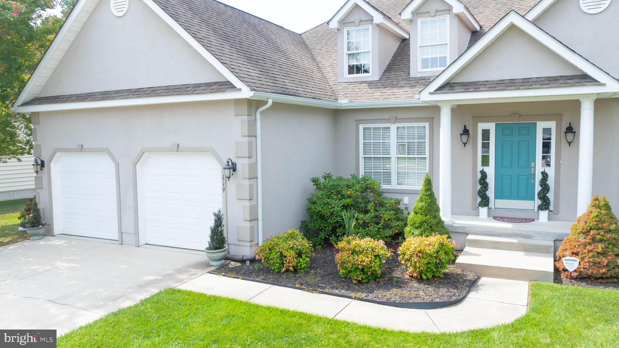 119 Wagamons Boulevard Milton, DE 19968 - Photo 4 of 51 Manicured Landscaping