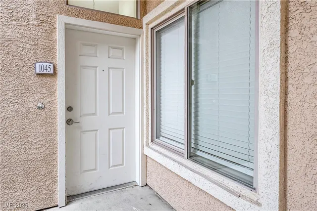 $1,395 | 8985 South Durango Drive, Unit 1045, Las Vegas, NV 89113