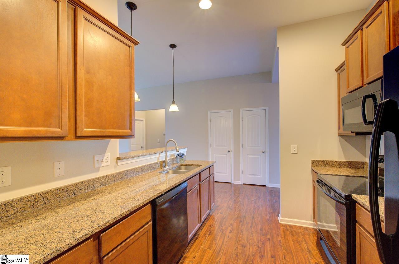 10 Harwick Court Easley, SC 29642 - Photo 14 of 48