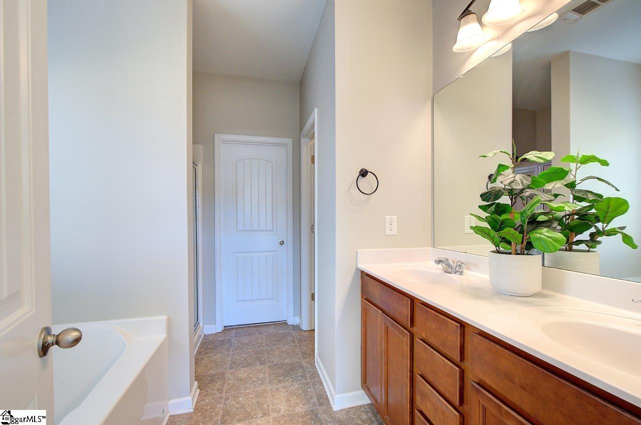 10 Harwick Court Easley, SC 29642 - Photo 25 of 48