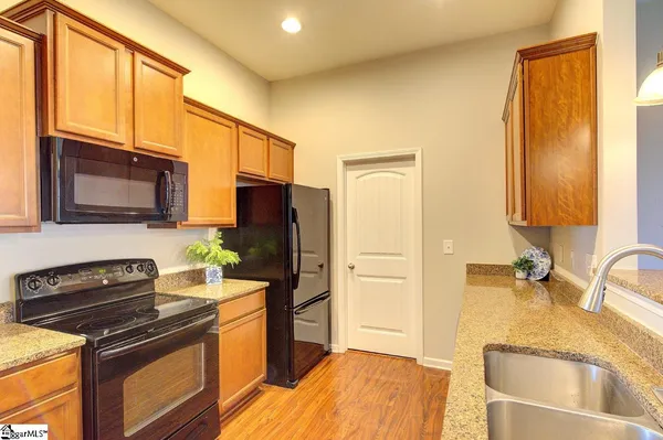 $329,900 | 10 Harwick Court, Easley, SC 29642