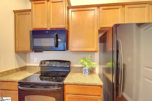 $329,900 | 10 Harwick Court, Easley, SC 29642