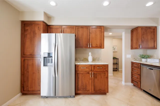 $395,000 | 760 Montana Vista Drive, Palm Desert, CA 92211