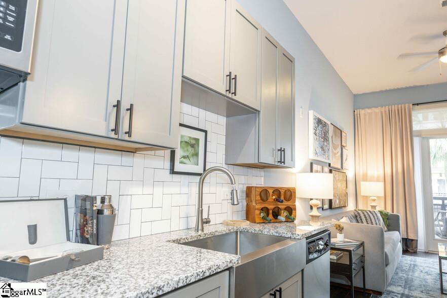 212 East Broad Street, Unit GINGHAM Greenville, SC 29601 - Photo 22 of 28