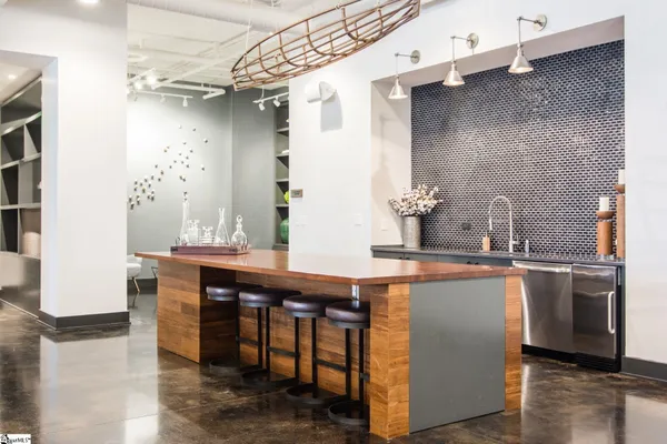 $2,186 | 212 East Broad Street, Unit GOSSAMER, Greenville, SC 29601