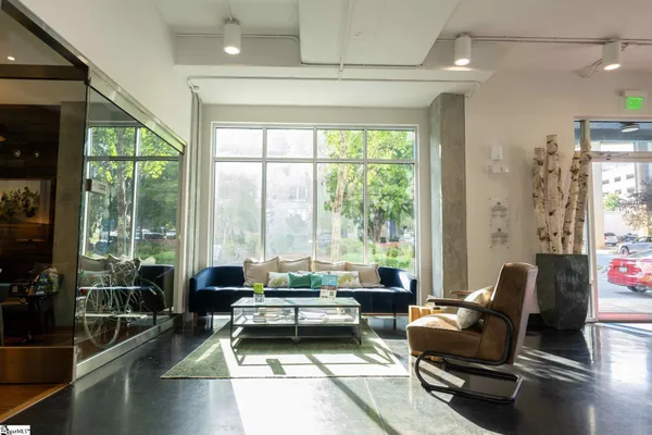 $2,186 | 212 East Broad Street, Unit GOSSAMER, Greenville, SC 29601