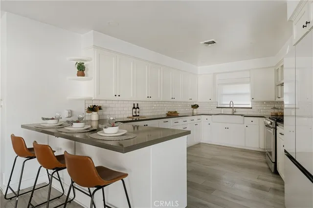 $999,000 | 885 West Arrow Highway, Upland, CA 91786