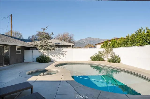 $999,000 | 885 West Arrow Highway, Upland, CA 91786