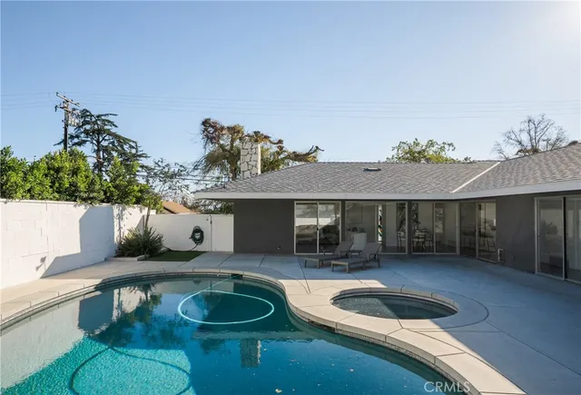 $999,000 | 885 West Arrow Highway, Upland, CA 91786