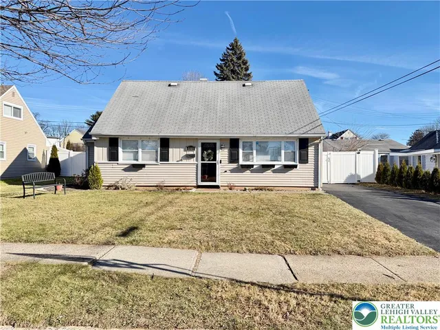 $370,000 | 1310 Beverly Avenue, Bethlehem, PA 18018