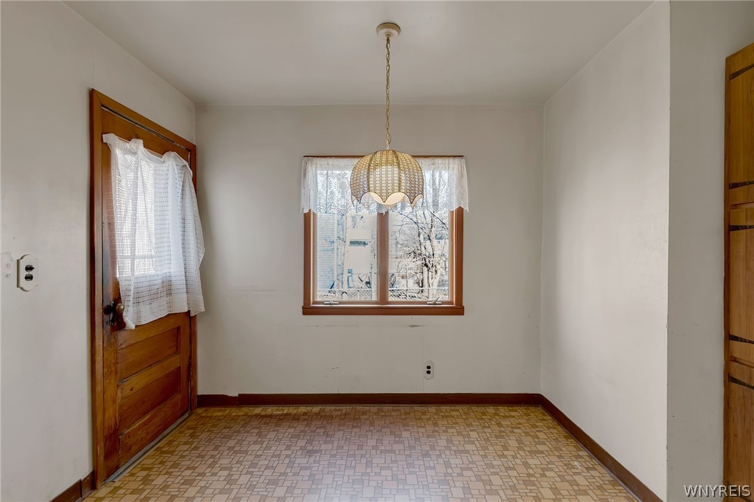 364 West Delavan Avenue Buffalo, NY 14213 - Photo 14 of 32