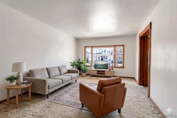 $229,000 | 364 West Delavan Avenue, Buffalo, NY 14213