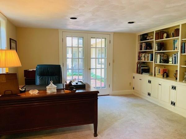 3 Plain Road Weston, MA 02493 - Photo 14 of 21