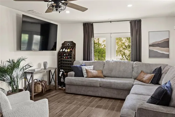 $475,000 | 2648 Fm-2152 Mount, Mount Pleasant, TX 75455