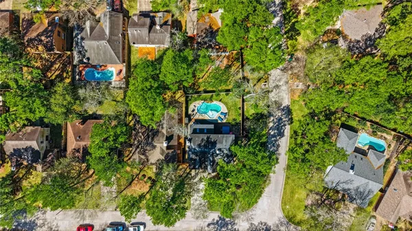 $500,000 | 31 North Pathfinders Circle, The Woodlands, TX 77381
