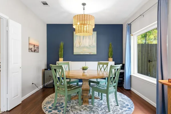 $500,000 | 31 North Pathfinders Circle, The Woodlands, TX 77381