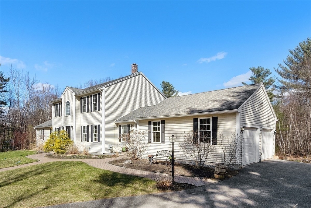 63 Murray Road Ashburnham, MA 01430 - Photo 2 of 37