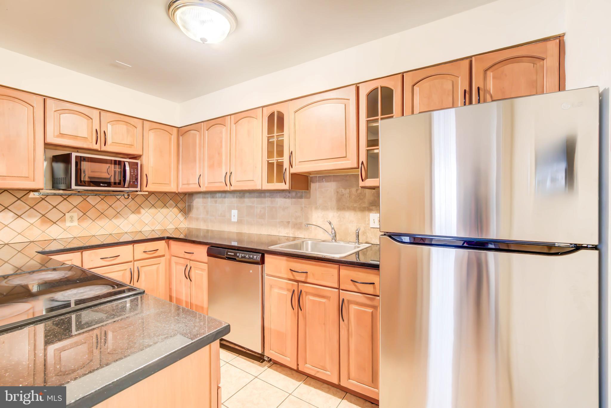 900 24th Street Northwest, Unit D Washington, DC 20037 - Photo 2 of 24 Kitchen on Second Floor