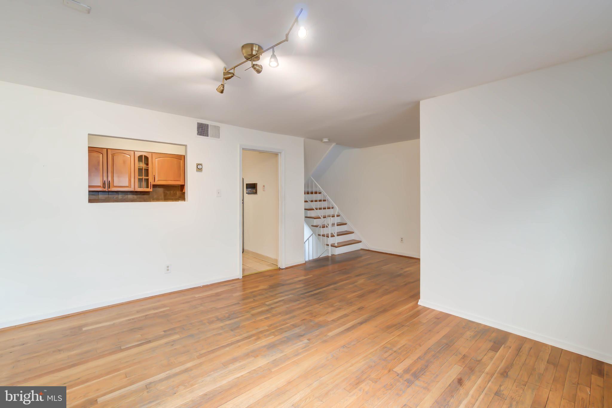 900 24th Street Northwest, Unit D Washington, DC 20037 - Photo 9 of 24