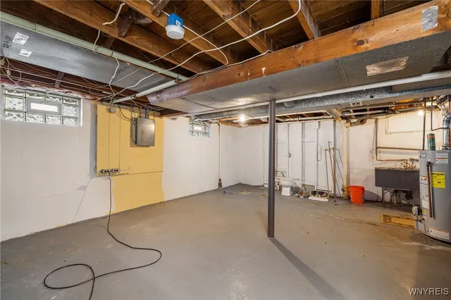 $179,900 | 445 71st Street, Niagara Falls, NY 14304