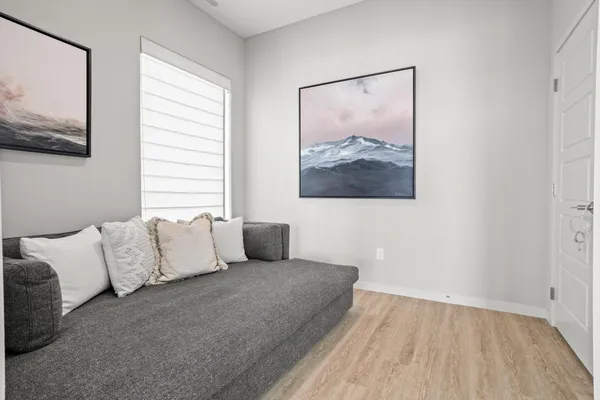 $825,000 | 360 32nd Avenue West, Unit 701, West Fargo, ND 58078