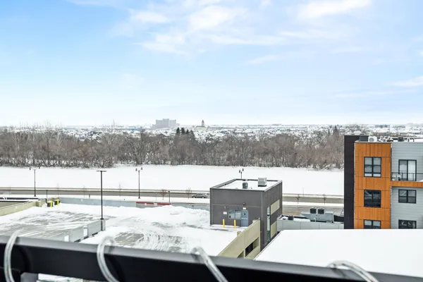 $825,000 | 360 32nd Avenue West, Unit 701, West Fargo, ND 58078