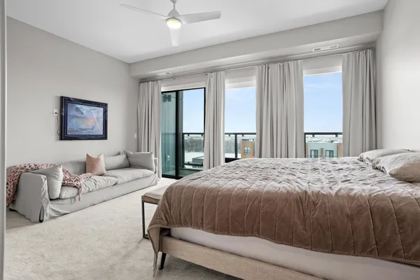 $825,000 | 360 32nd Avenue West, Unit 701, West Fargo, ND 58078