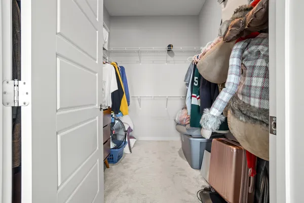 $825,000 | 360 32nd Avenue West, Unit 701, West Fargo, ND 58078