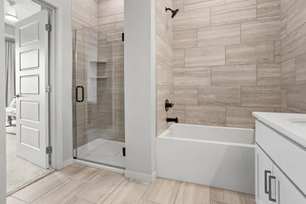 $825,000 | 360 32nd Avenue West, Unit 701, West Fargo, ND 58078