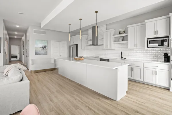 $825,000 | 360 32nd Avenue West, Unit 701, West Fargo, ND 58078