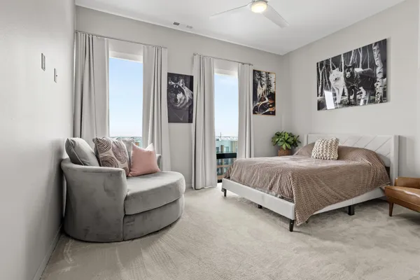 $825,000 | 360 32nd Avenue West, Unit 701, West Fargo, ND 58078