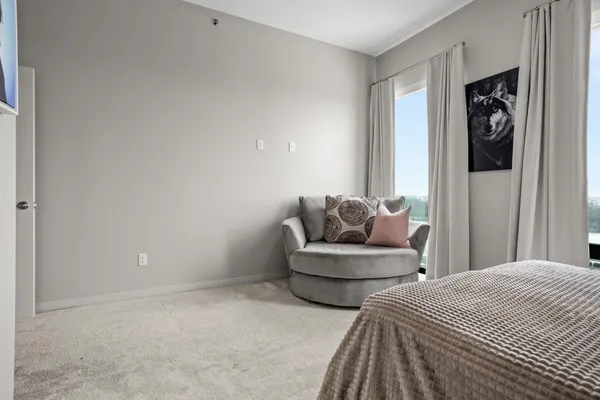 $825,000 | 360 32nd Avenue West, Unit 701, West Fargo, ND 58078