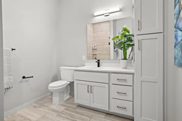 $825,000 | 360 32nd Avenue West, Unit 701, West Fargo, ND 58078