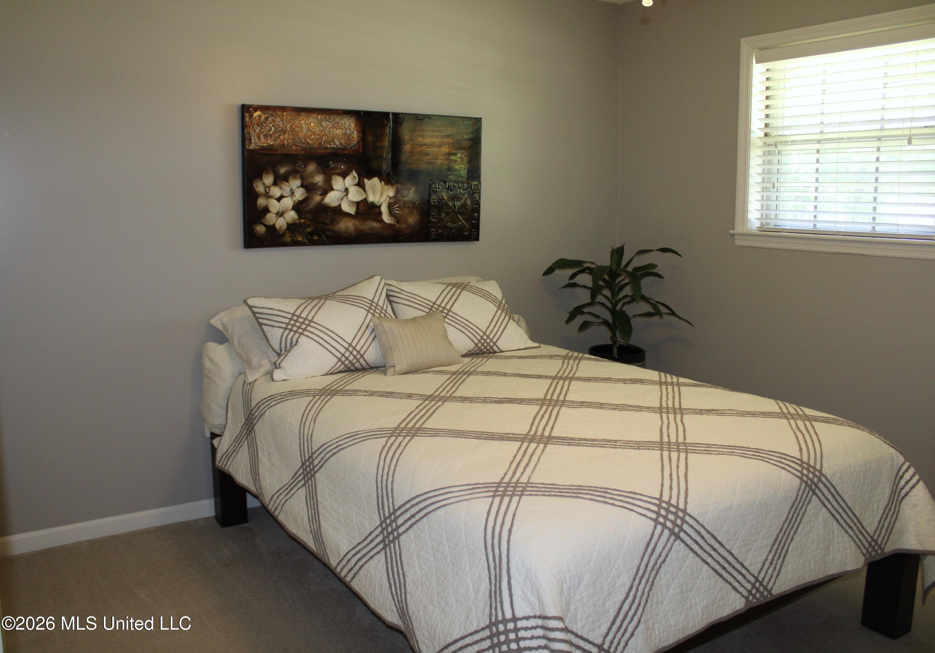 2934 North Red Banks Road Byhalia, MS 38611 - Photo 20 of 42 Second Bedroom
