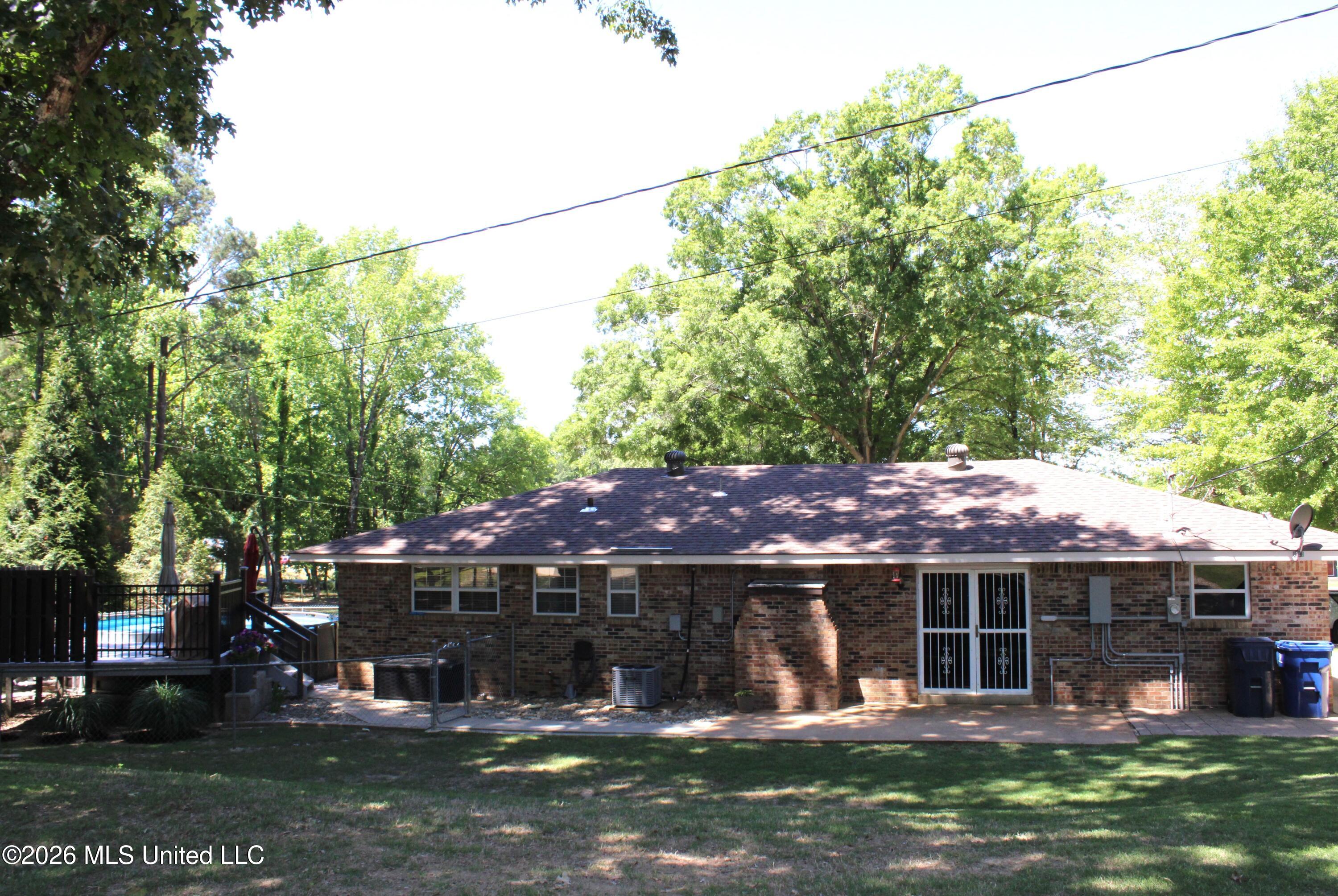 2934 North Red Banks Road Byhalia, MS 38611 - Photo 23 of 42 Rear of Home