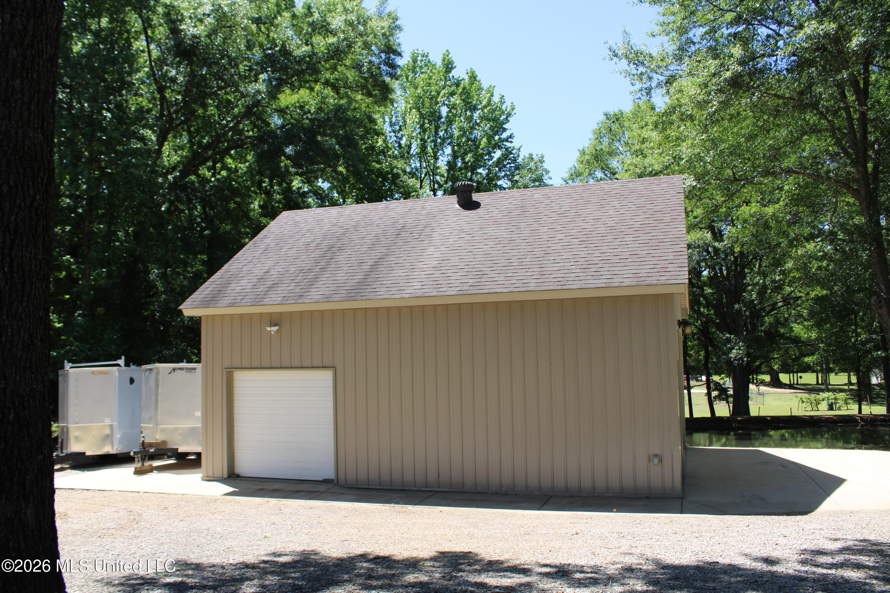 2934 North Red Banks Road Byhalia, MS 38611 - Photo 29 of 42 Workshop with 2nd Overhead Door