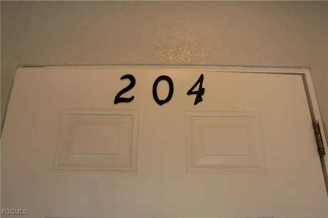 $1,490 | 912 Southwest 39th Terrace, Unit 204, Cape Coral, FL 33914