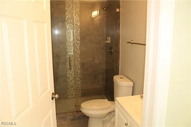 $1,490 | 912 Southwest 39th Terrace, Unit 204, Cape Coral, FL 33914