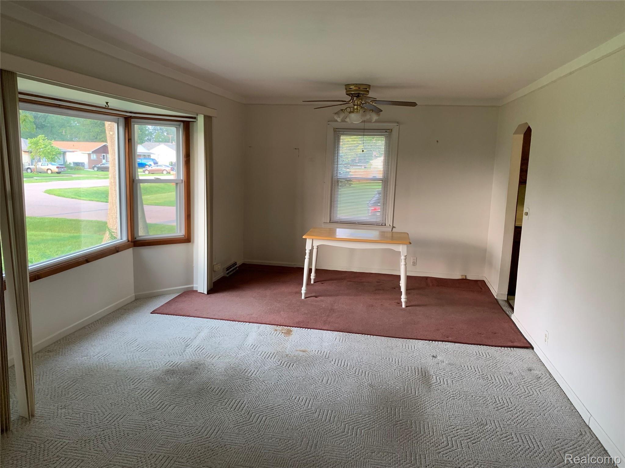 23815 Superior Road Taylor, MI 48180 - Photo 5 of 33 IMG_3256.jpg