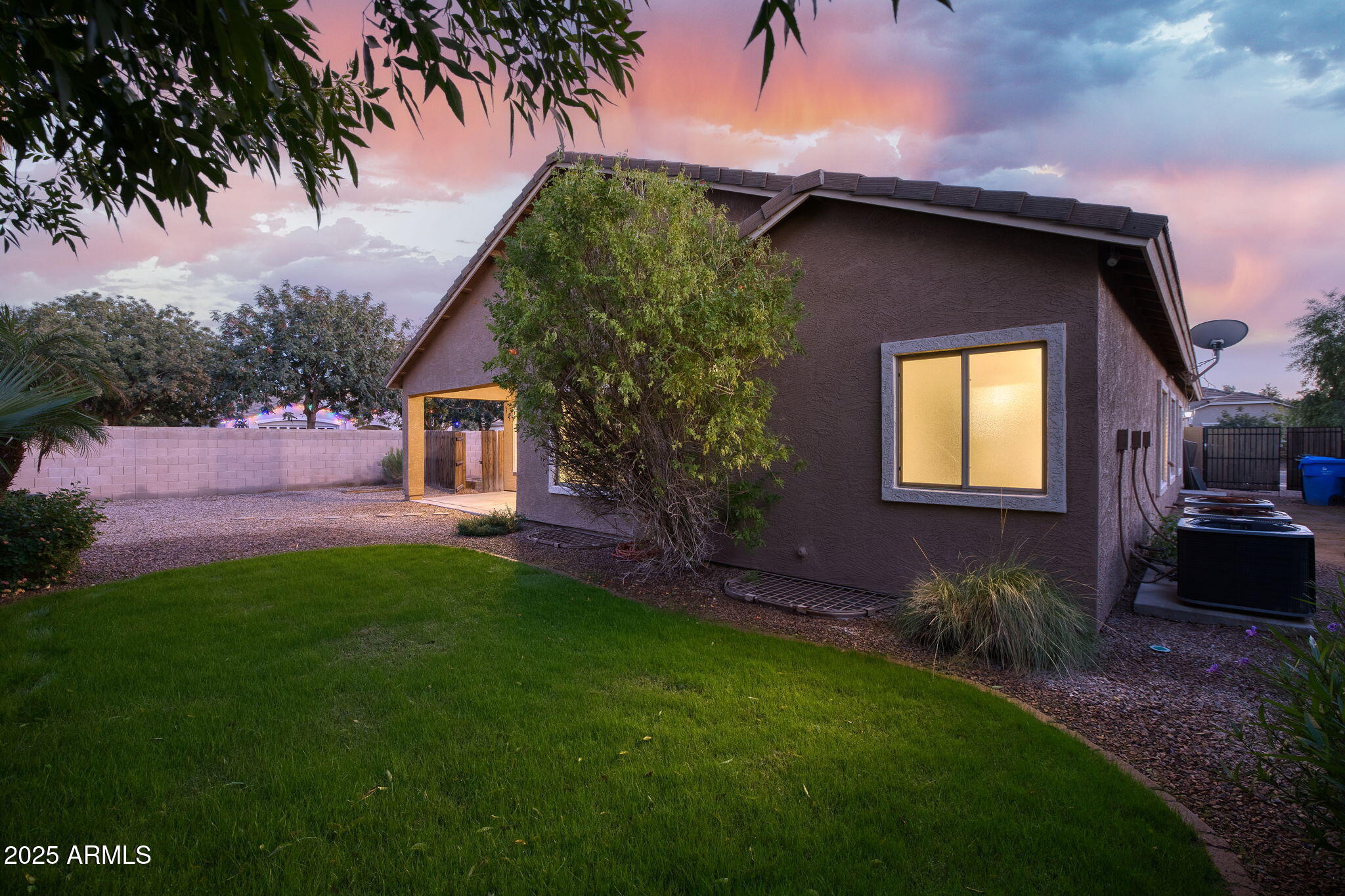 4186 East Blue Sage Road Gilbert, AZ 85297 - Photo 58 of 77 4186 E Blue Sage Rd Gilbert - 721_5
