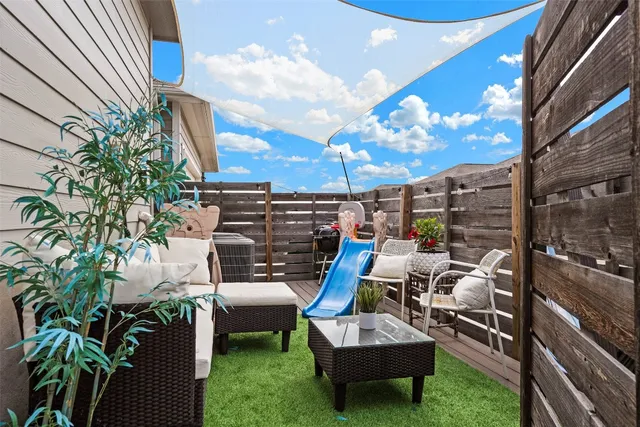 $1,940 | 709 Speckled Alder Drive, Pflugerville, TX 78660