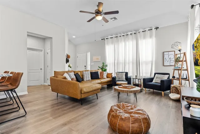 $1,940 | 709 Speckled Alder Drive, Pflugerville, TX 78660