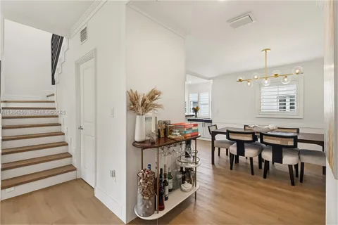 $1,099,000 | 261 Navarre Avenue, Unit B1, Coral Gables, FL 33134