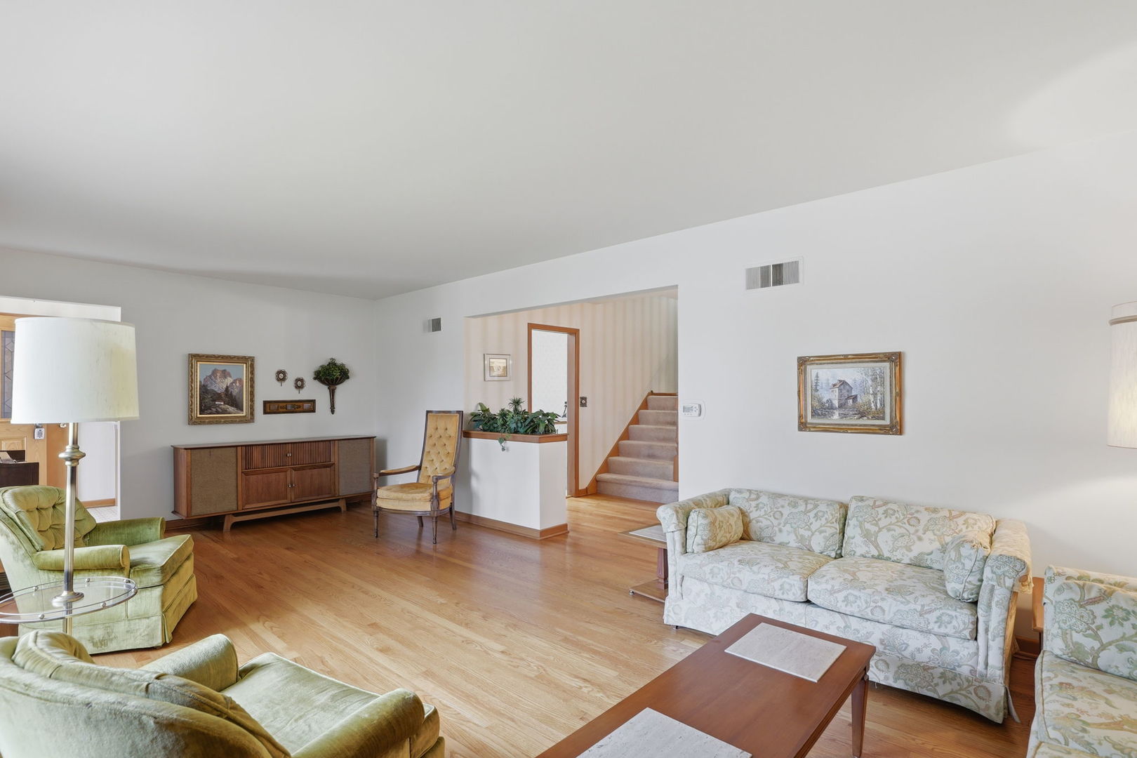 1443 Crain Street Park Ridge, IL 60068 - Photo 11 of 39 Gallery Image 11