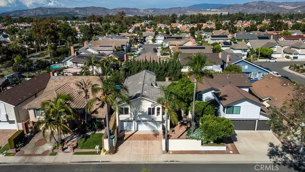 $6,000 | 34 Columbus, Irvine, CA 92620